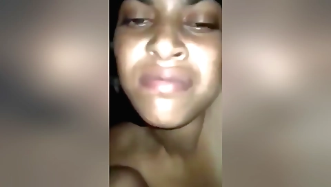 Indian hairy girl gets her pussy pounded in her amateur video