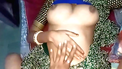 Indian hairy babe fucks her boyfriend in the pov video