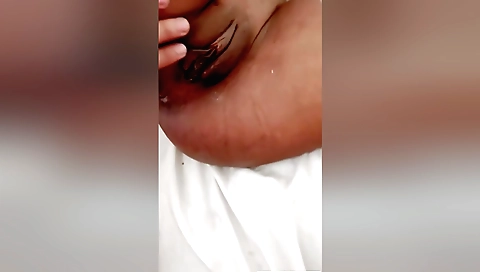Indian brunette with a nice ass gets wet while fucking