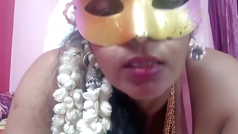 Indian sex tape showing a chubby girl with a tight body