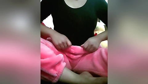 Indian woman masturbating on the homemade webcam video