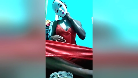 Indian woman with a sexy body gets massaged in amateur video