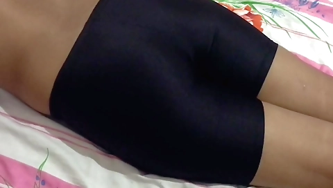 Bhabhi masturbated solo video with herself doing anal sex