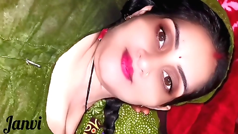 Indian brunette babe gets fucked in her hairy pussy