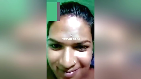 Sexy hairy bhabhi shows off her hairy pussy on webcam