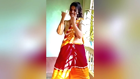 Sexy indian bhabhi sex with devar cheating wife (hindi)