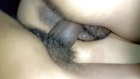 Indian slut takes a bath and gets some creampie from her vibrator