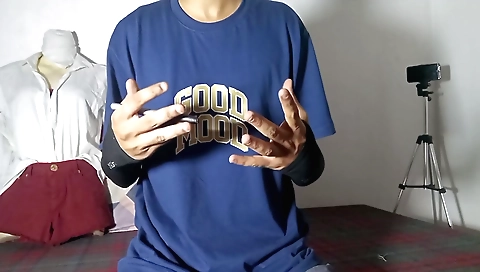 Indian teacher teaching her student 18+ with the help of homemade
