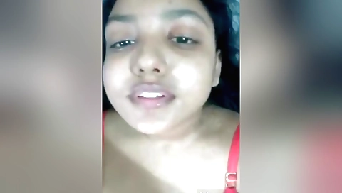 Indian amateur brunette masturbates in her bedroom