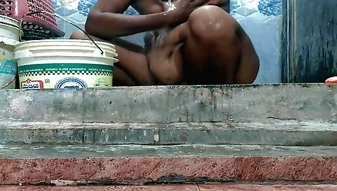 Indian big ass brunette shower in a big ass porn clip