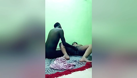 couple enjoys a hot outdoor moment and make noises