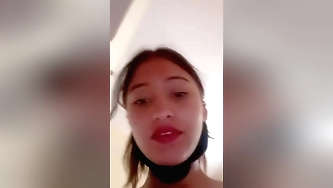 Webcam sex video showing naked brunette in the shower