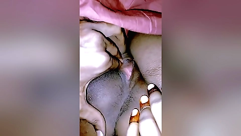 Indian bhabhi seduces a guy and gives him a blowjob and a handjob
