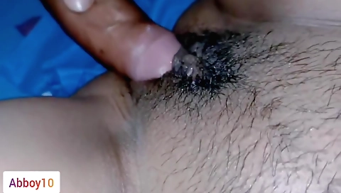 Amateur brunette hairy chick in stockings gets creampie