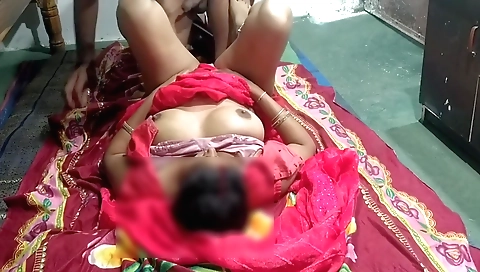 Indian girl with large tits gets fucked in the bed
