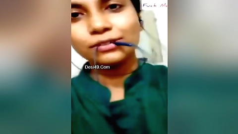Indian girl with long legs shows her sexy legs and pussy
