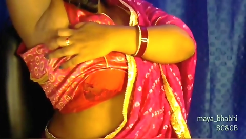 Indian girlfriend in red stockings makes a hardcore video