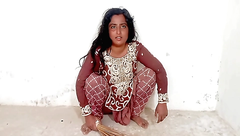Indian amateur slut with big boobs riding and banging