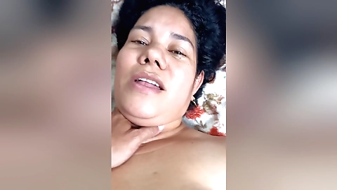 Big natural pussy of amateur girl enjoys deep throat