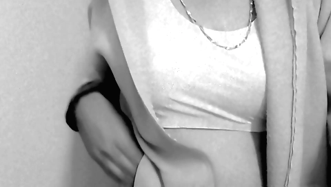 Indian solo video girl in white dress makes it hot
