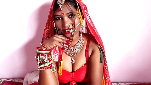 Indian girl is giving a hot and hot sex in the best way possible